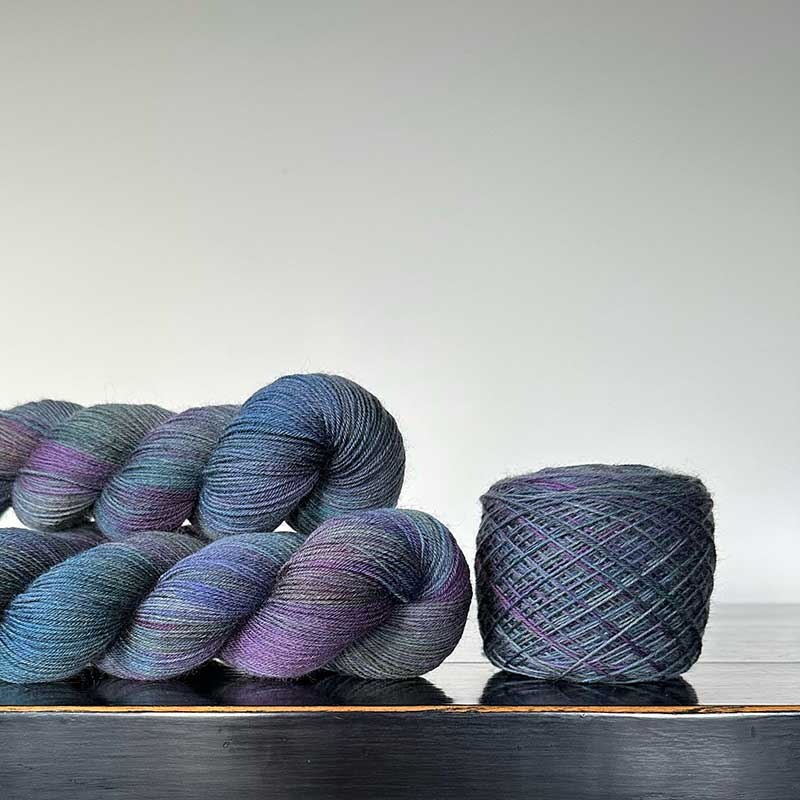 Handbemaltes Garn - Oil Slick Sock
