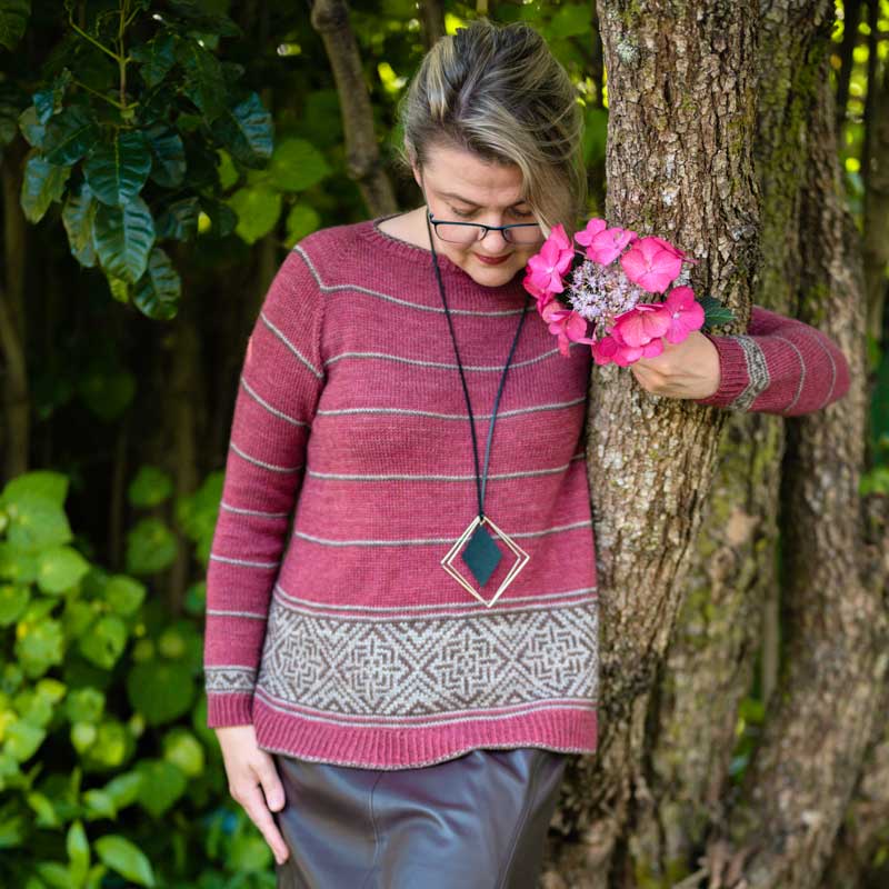 Kit for Lineal, designed by Rachel Illsley/Unwind Knitwear Yarn – Mardi Beautiful, luxury blend of 20% yak / 20% silk / 60% superwash merino.