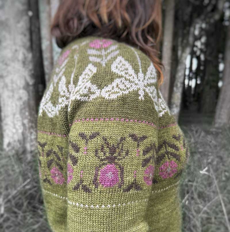 Happy-go-knitty Dragonfly Kit, hand dyed 100% pure Corriedale wool, 4ply. Green colourway