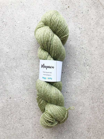 Hand-dyed yarn, 80% merino / 20% alpaca. Colourway: Alfalfa Sprouts. Available in 4ply and 8ply. A wonderful artisan yarn spun here in NZ - merino blended with alpaca. Worsted spun. Beautiful for stranded and fair isle knitting. Suitable for garments, hats, scarves, mittens, and big, cosy shawls. 
